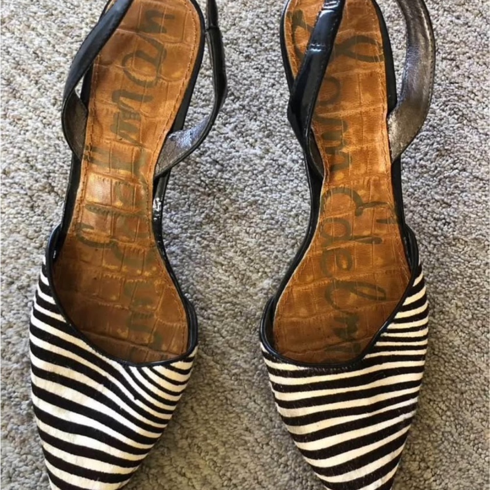 Stylish Black and White Striped Women's Shoes